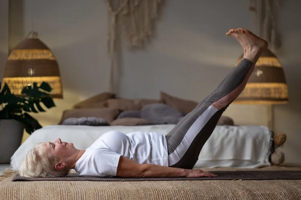 THE IMPORTANCE OF TRAINING THE CORE FOR ADULTS AND TEENS